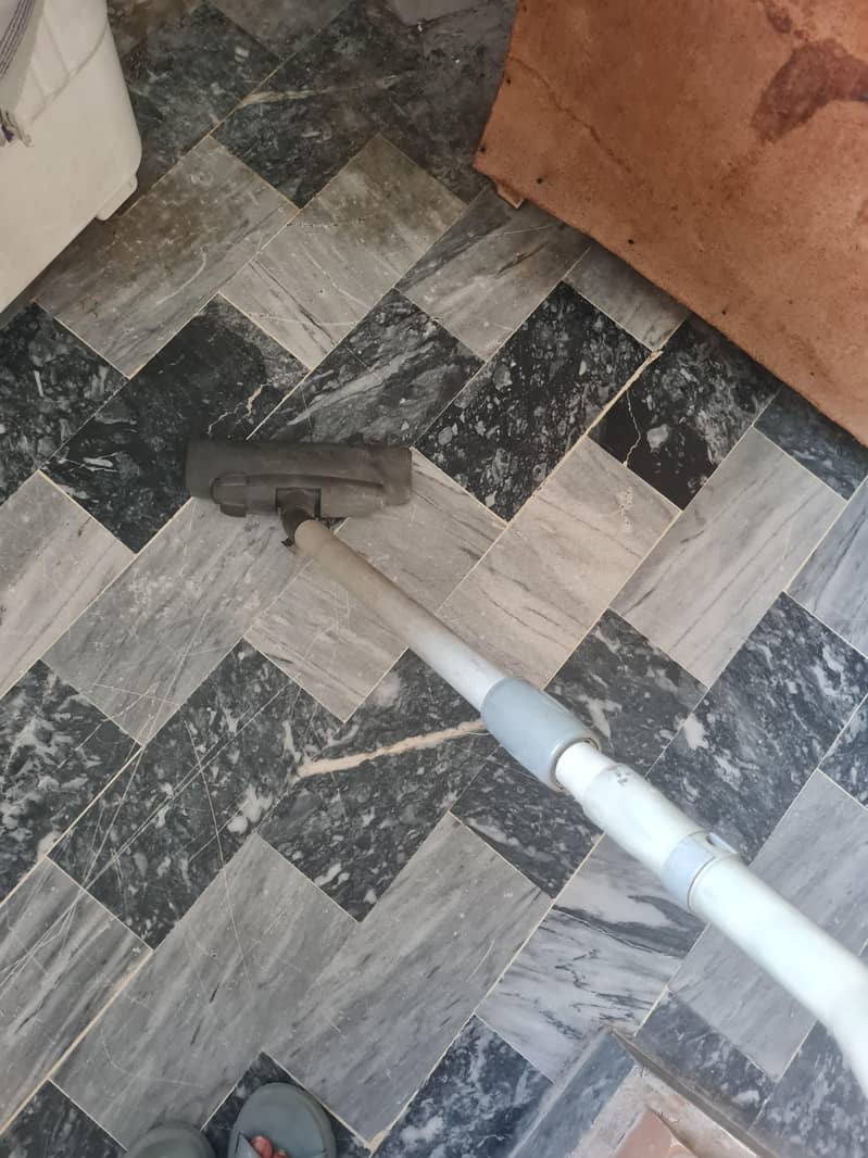 vacuum cleaner 1
