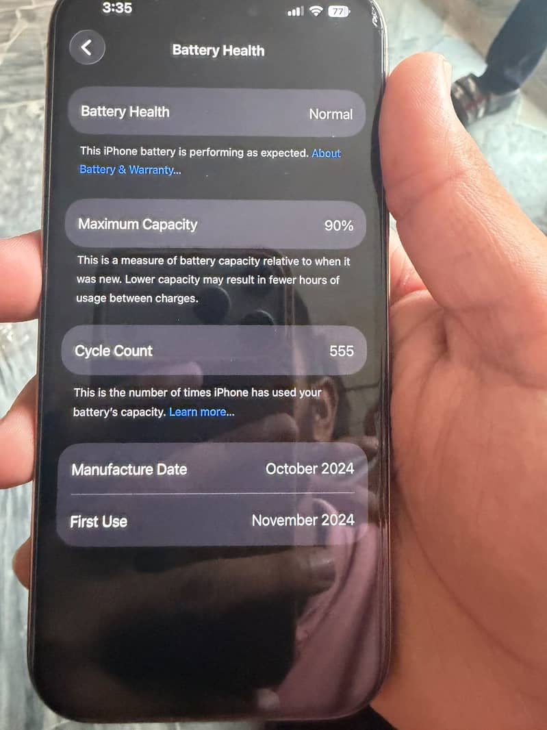 Apple iPhone 16 Pro 3