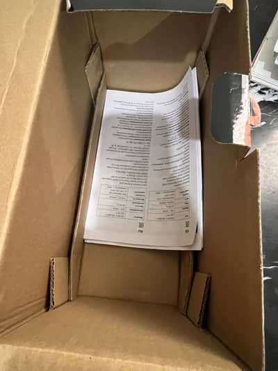 BRAND NEW BRAUN STEAMER BARELY USED IMPORTED NEGOTIABLE PRICE