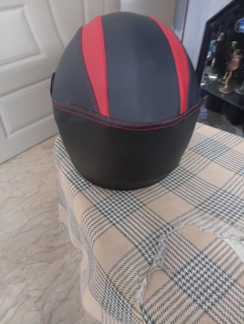 helmet 4