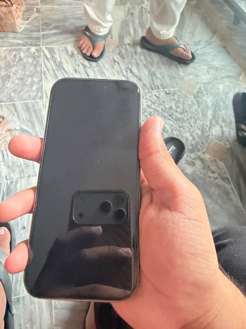 Apple iPhone 16 Pro 6