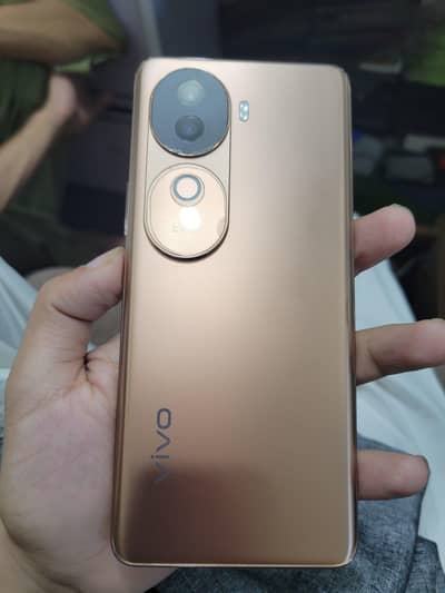 Vivo V40e