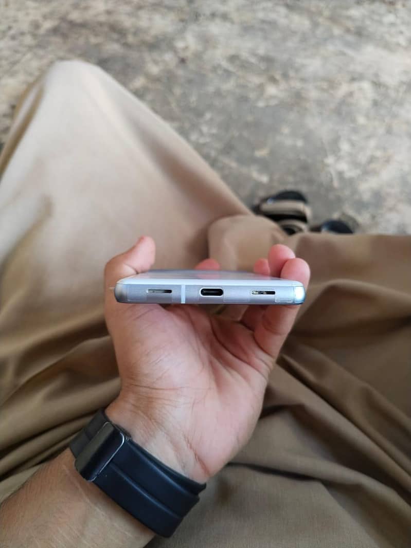 Google Pixel 7a 3
