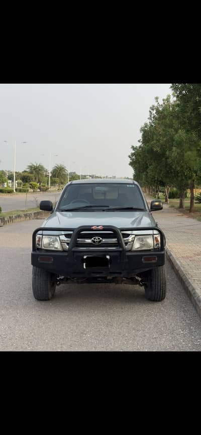 Toyota Hilux 2001