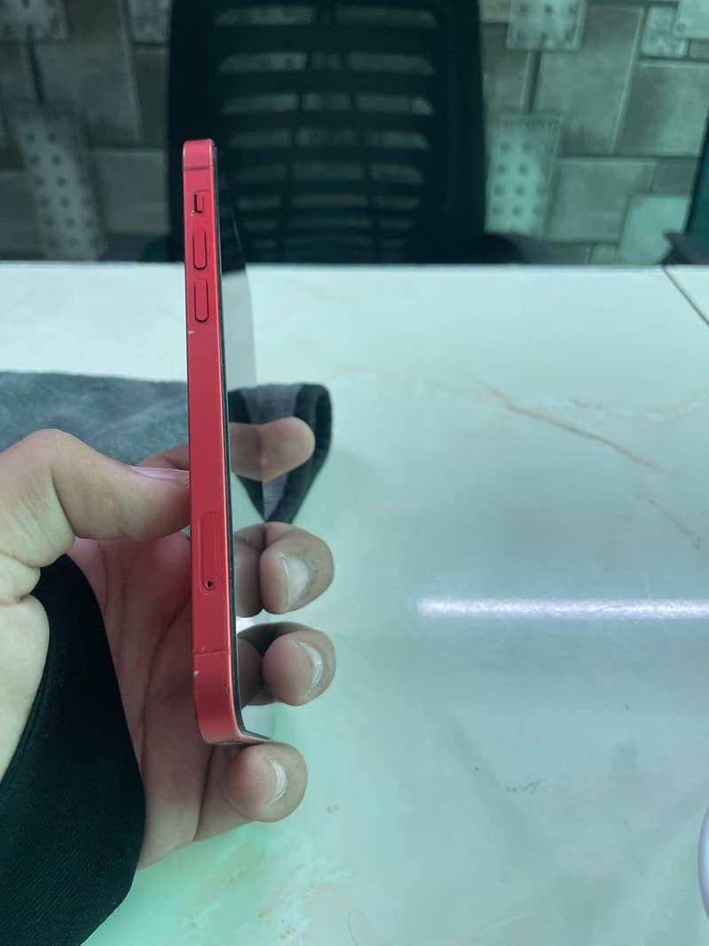 Apple iPhone 12 2
