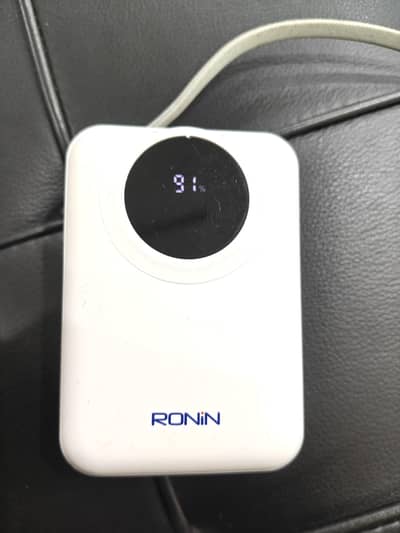 r 4035