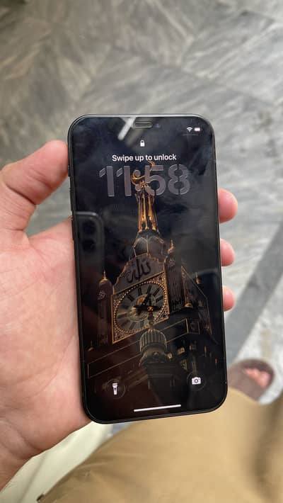 Apple iPhone 12