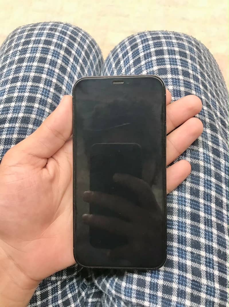 Apple iPhone 12 Pro 6