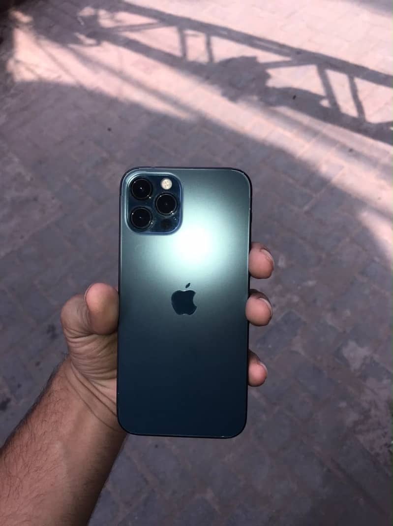 Apple iPhone 12 Pro 8