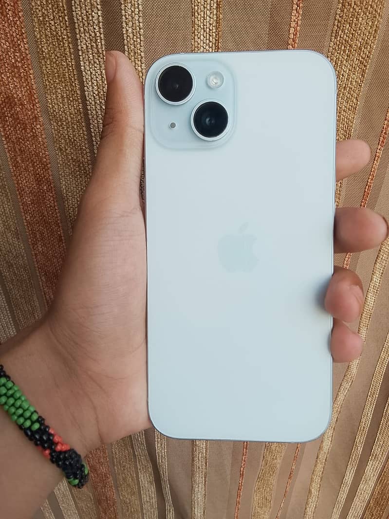 Apple iPhone 15 2