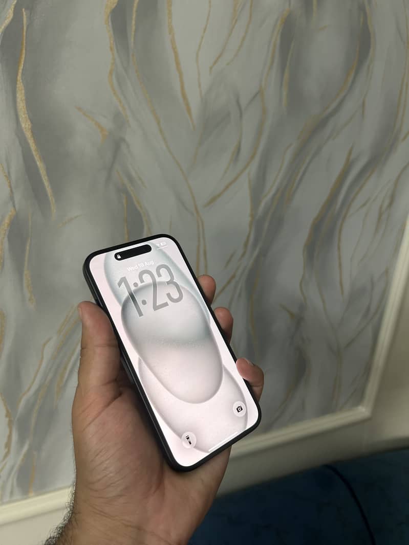IPHONE 15 1