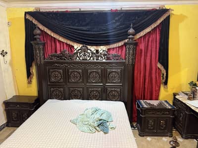 Vintage bed for Sale
