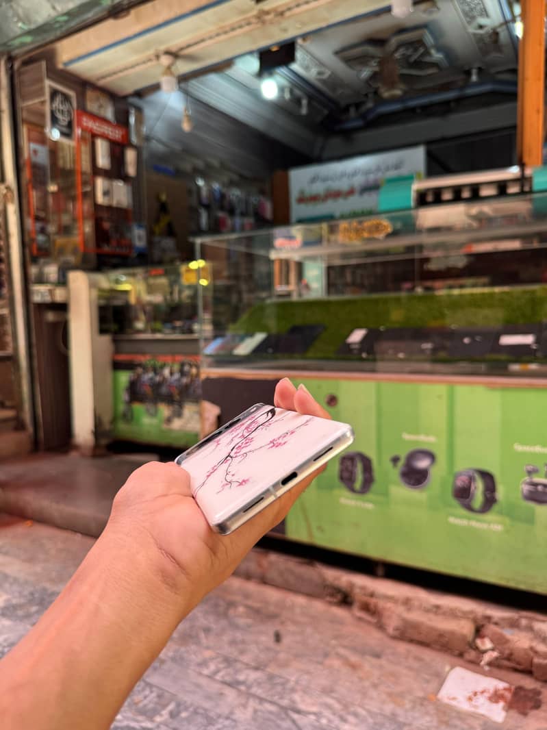 Google pixel 7 pro 4