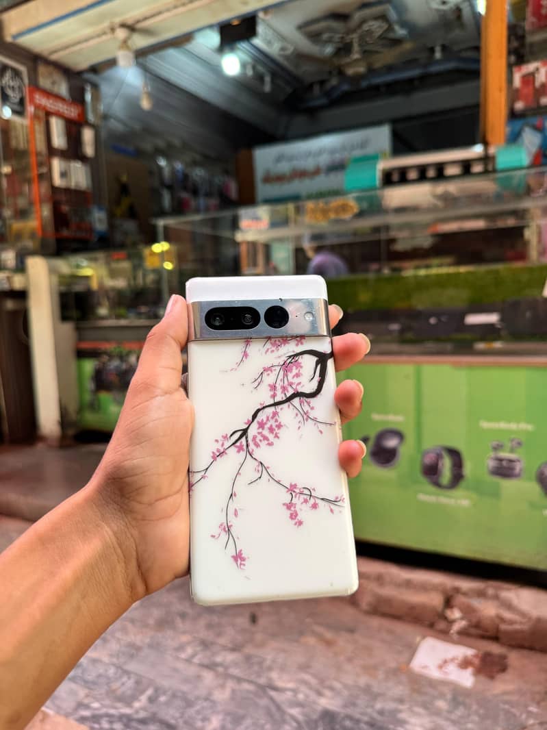 Google pixel 7 pro 8