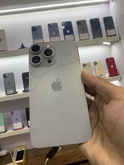 iPhone 15 PRO [OFFER] 03275894788
