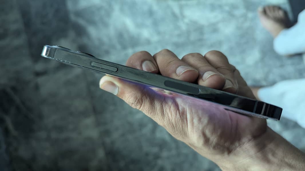 Apple iPhone 12 Pro Max 5