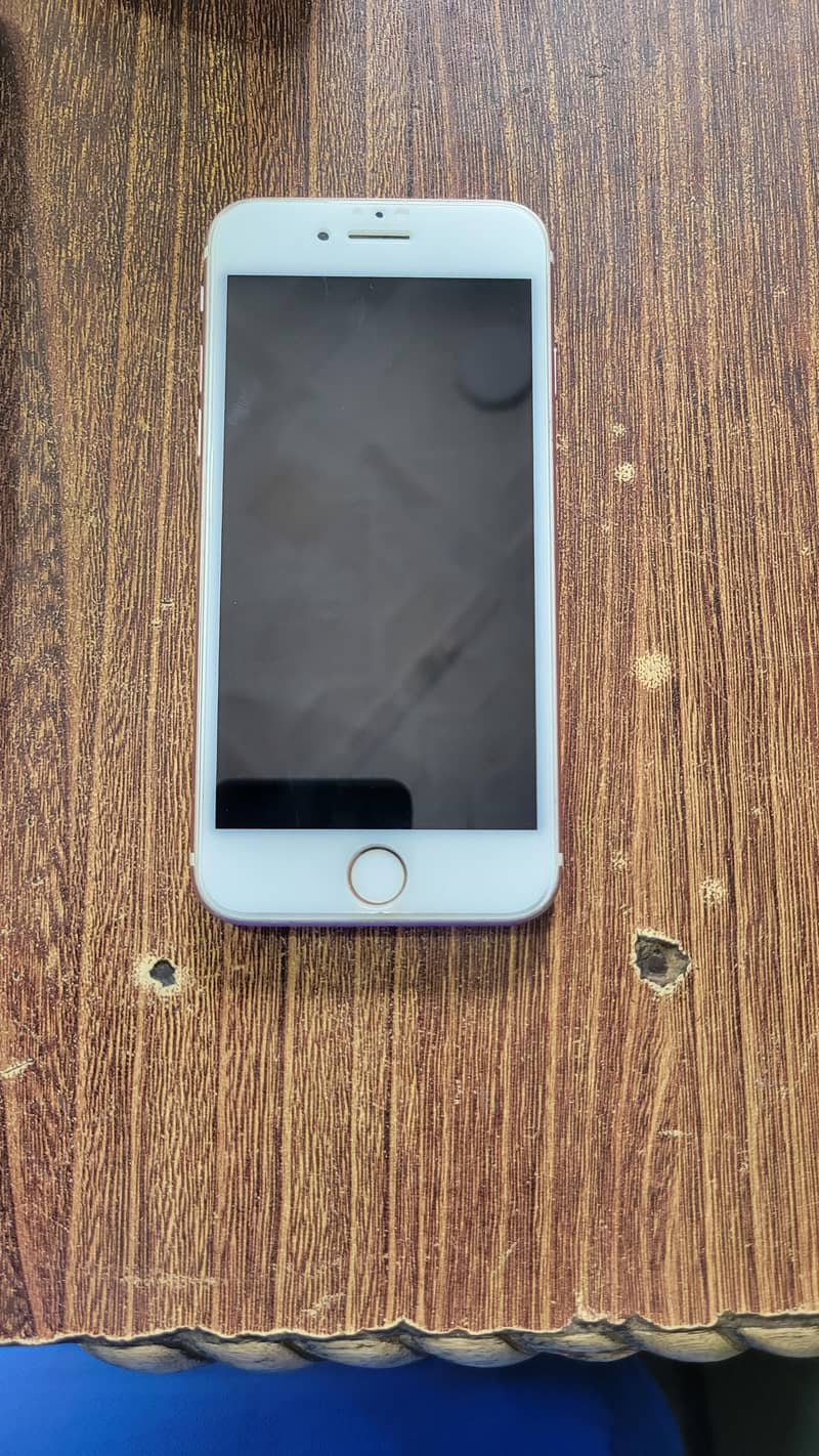 Apple iPhone 7 0