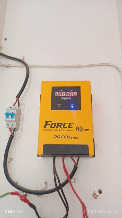 Force Rocco Series 60 Amp solar charger