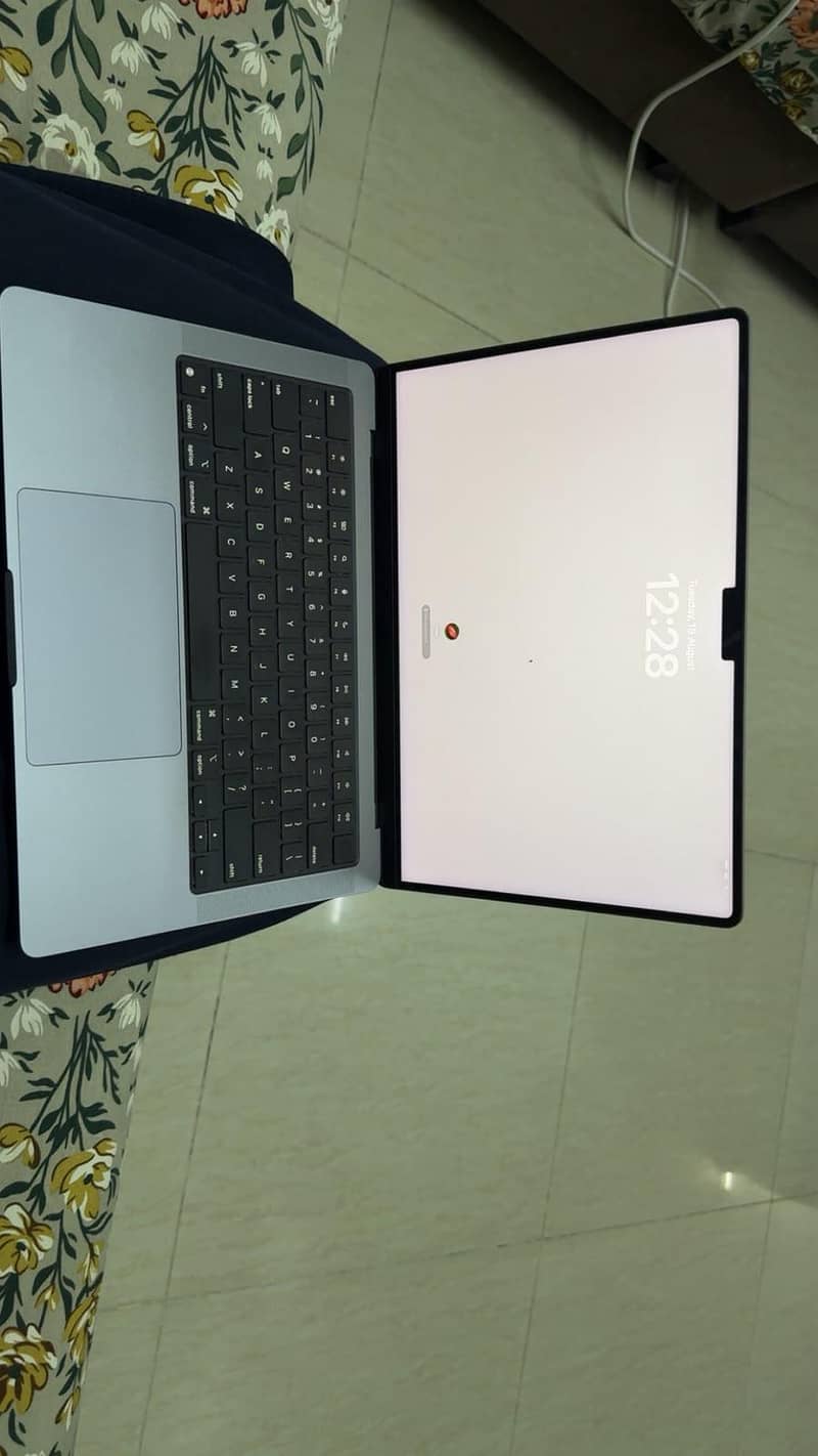 MacBook pro M3 2