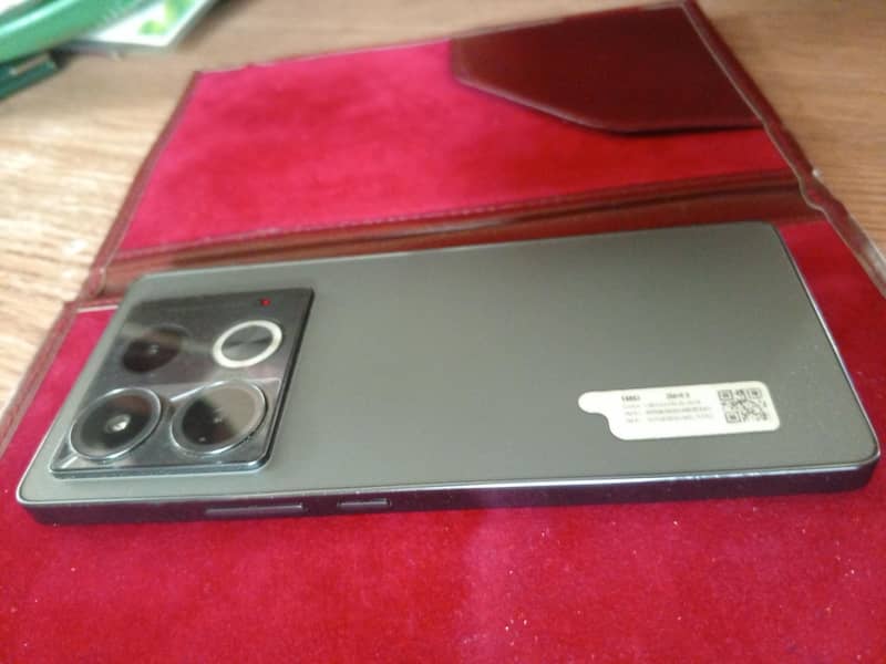 Infinix Note 40 0
