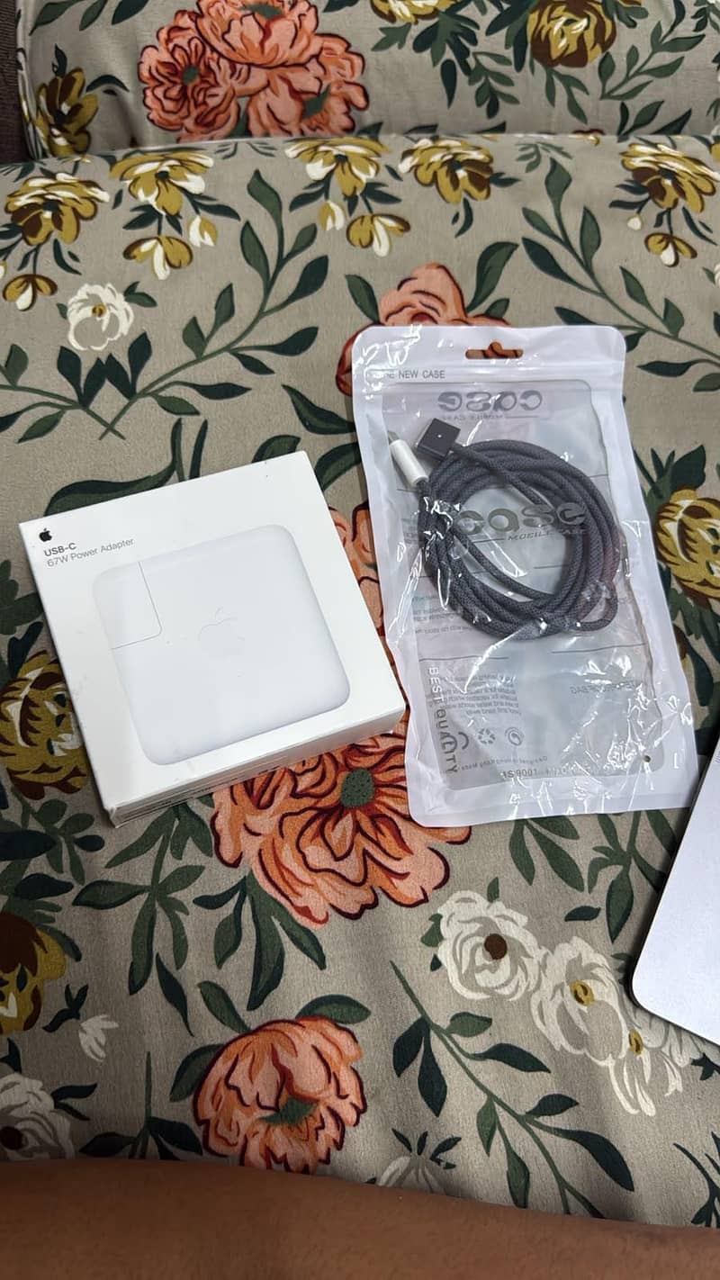 MacBook pro M3 9