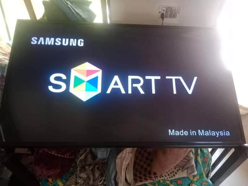 LED smart tv 0