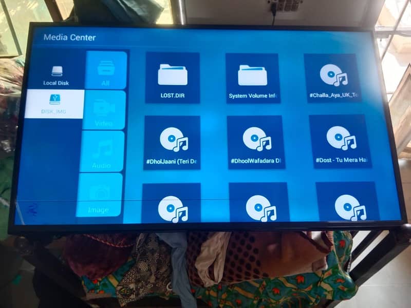 LED smart tv 3