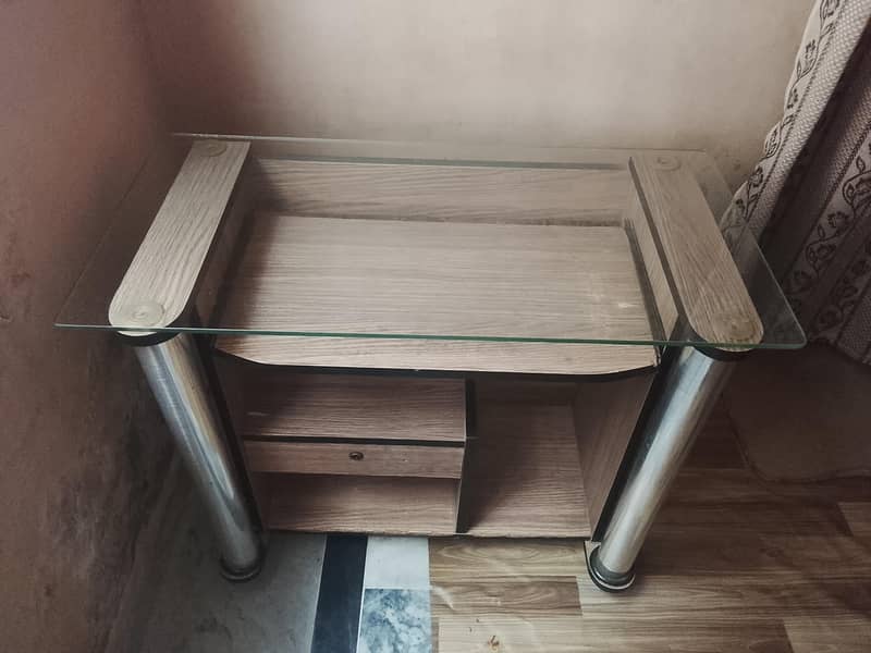 computer caben/table 4