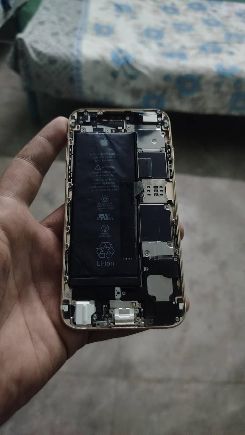 Apple iPhone 6 0