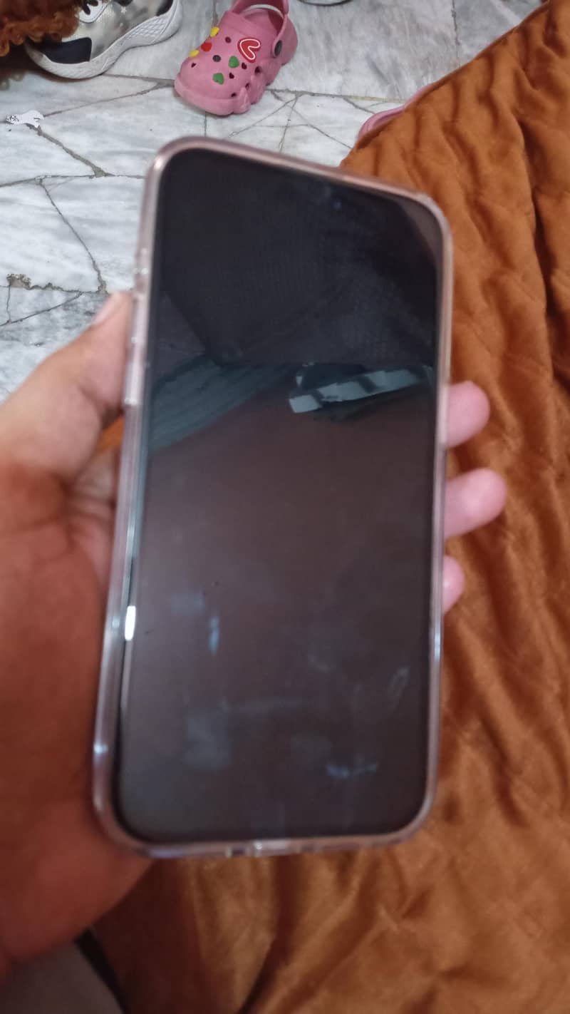 Apple iPhone 15 Pro Max 3
