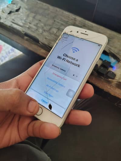 Apple iPhone 7 128gb Non PTA All Genuine Just Panel Crack But 100% wor