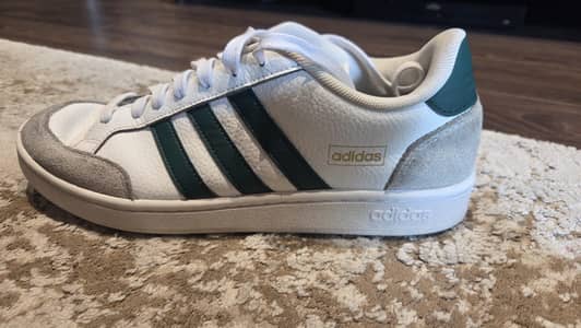 adidas sneakers 