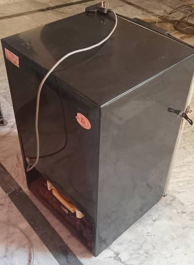 Dawlance Mini refrigerator