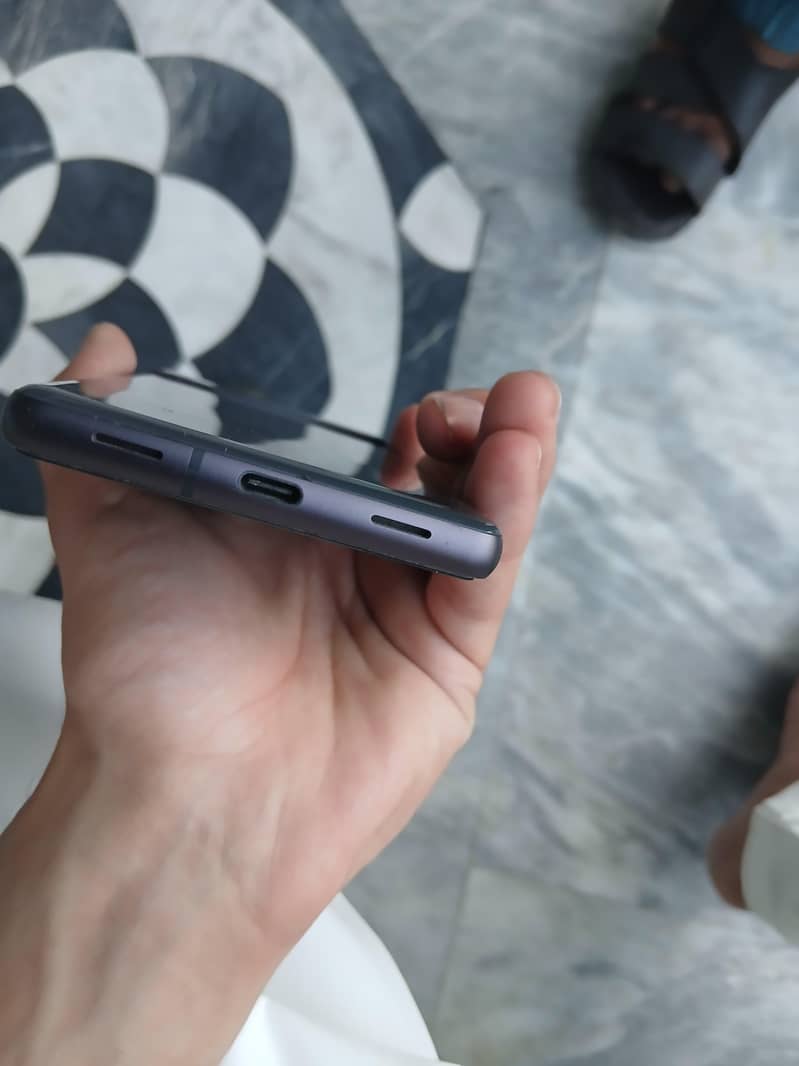 Google Pixel 7a 5