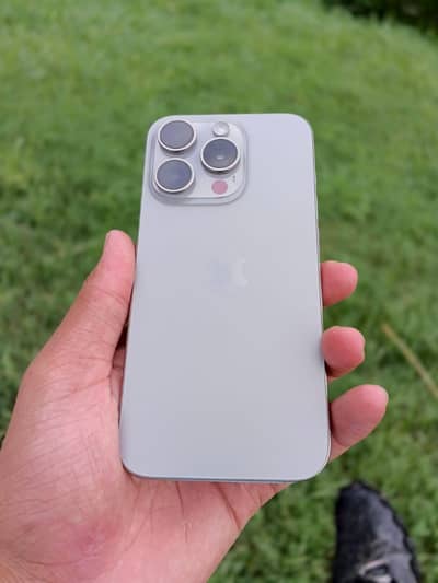 IPhone 15 pro natural 128gb jv