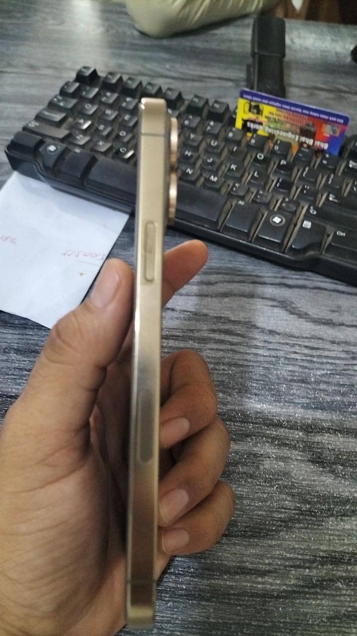 Apple iPhone 13 Pro Max 1