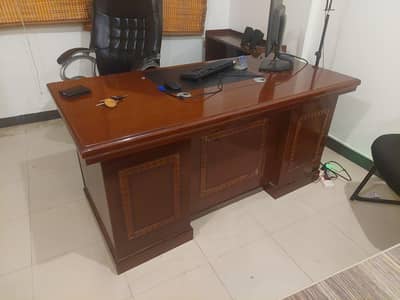 Office table