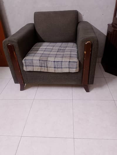 5 seater sofa for sell