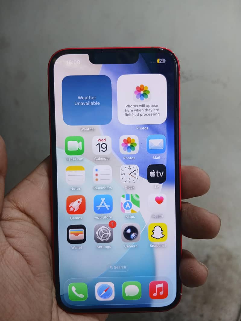Apple iPhone 14 3