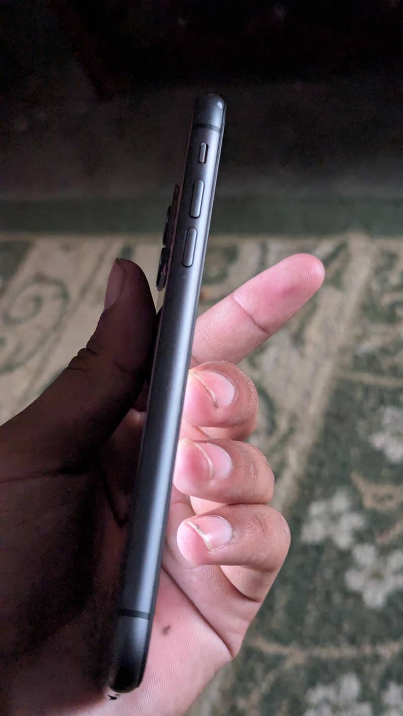 Apple iPhone 11 1