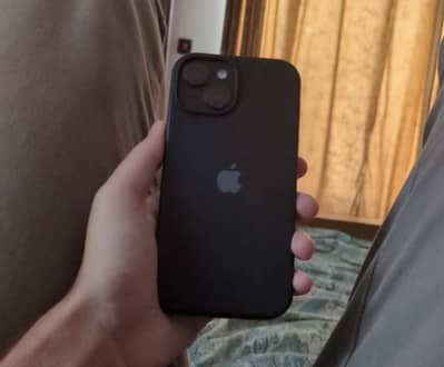 Apple iPhone 15