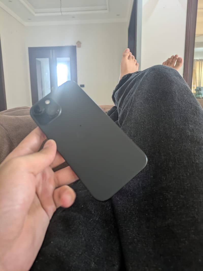 Apple iPhone 15 3