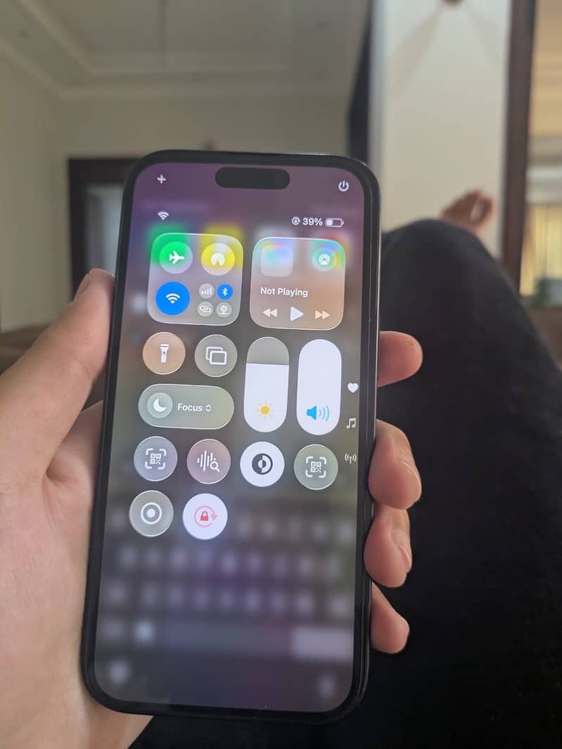 Apple iPhone 15 5
