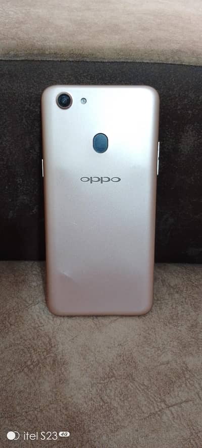 OPPO F5
