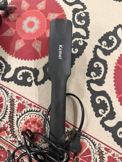 2 Hair straightener for sell