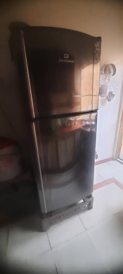 dawlance refrigerator  in good condition  100% working