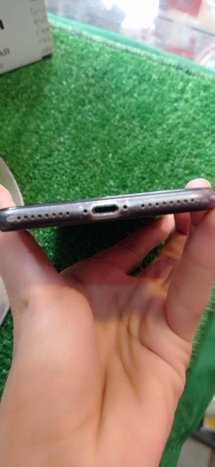 Apple iPhone 8 Plus 4