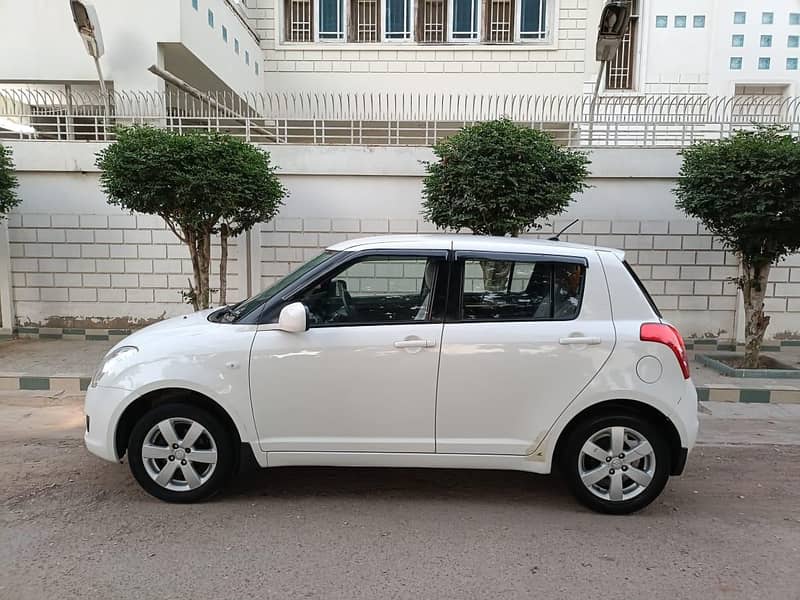 Suzuki Swift Model 2018(Automatic) 9