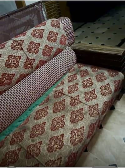 Big sofa set With 2 Large and 2 small pair of sofas