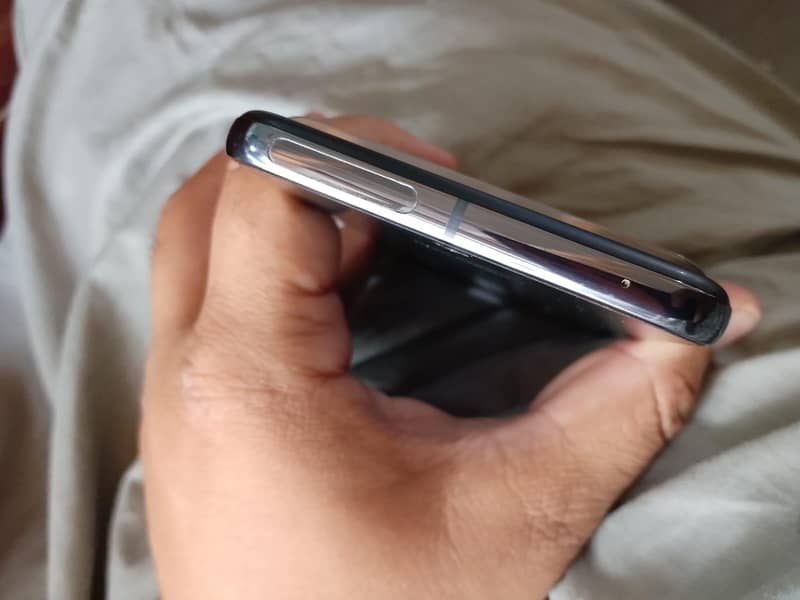 Google Pixel 8 Pro 2
